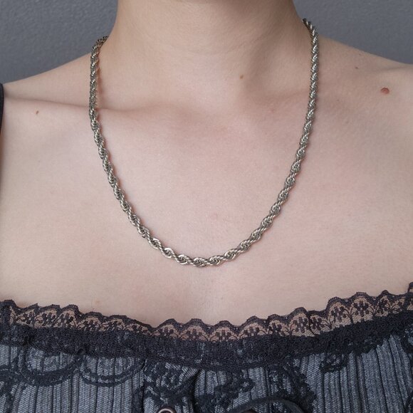 Vintage 90s silver rope chain necklace ✦ 21 inch ✦ nicely made & non-tarnishing - Picture 3 of 10